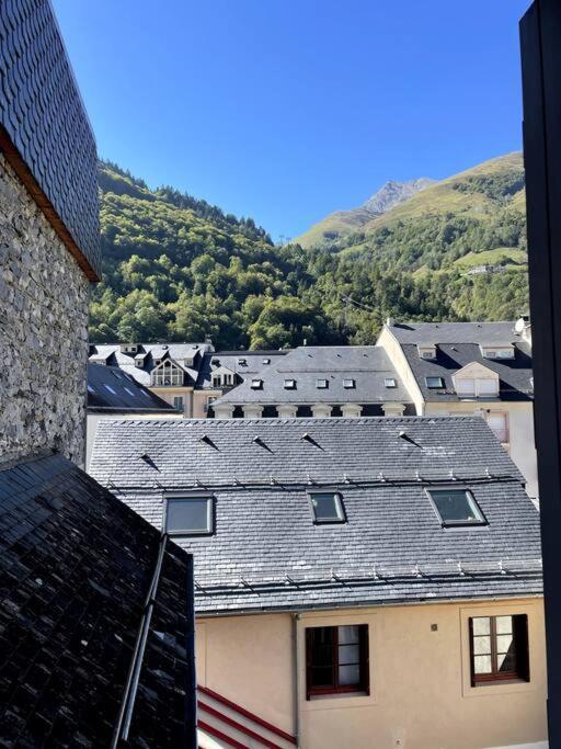 A 50M Du Centre & Des Telecabines, Nid Douillet Cauterets Exteriér fotografie